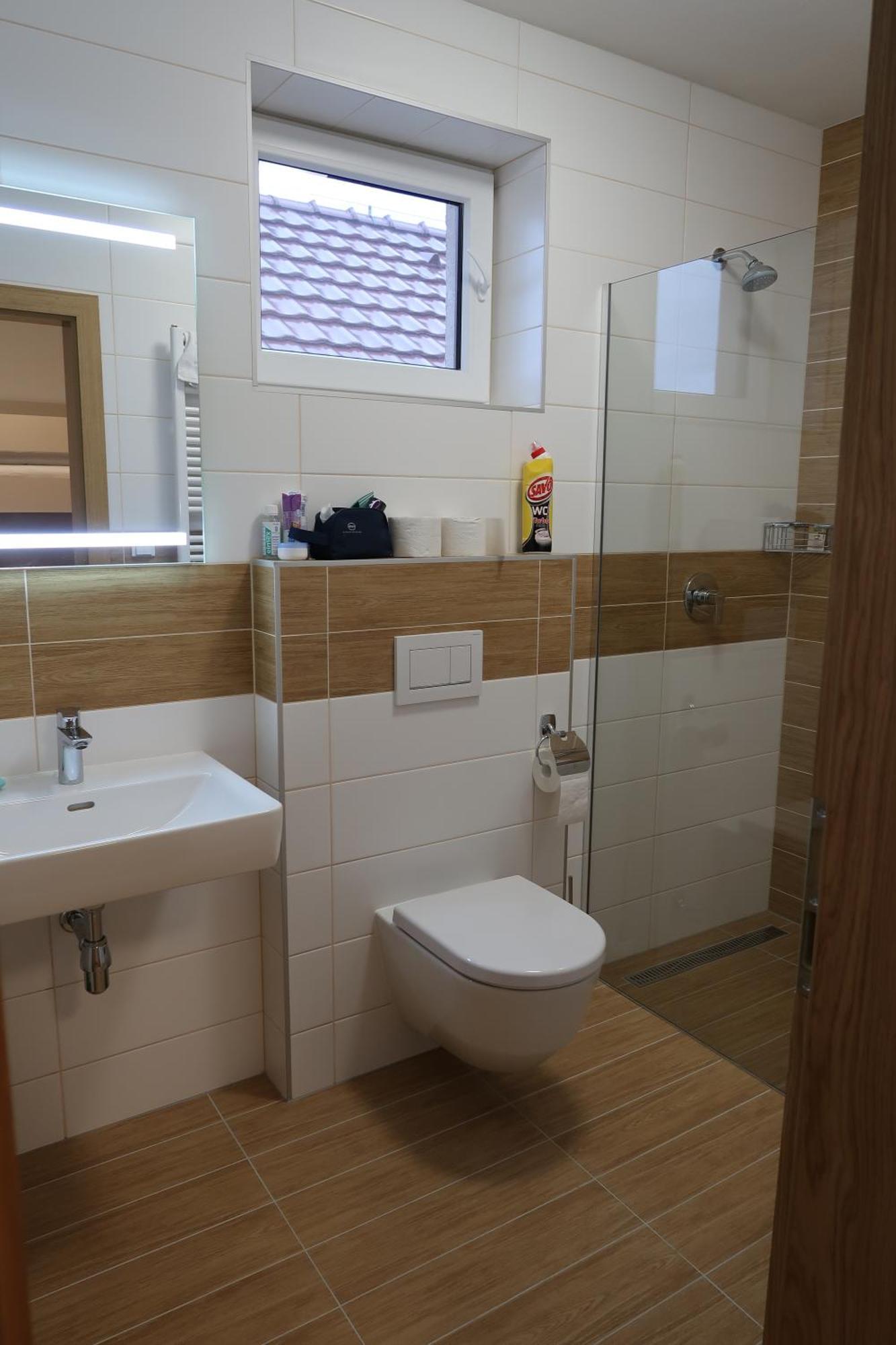 Apartman Matyas Drnholec ภายนอก รูปภาพ